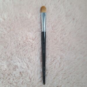 Shu Uemura #12 Kolinsky/Sable (Discontinued)